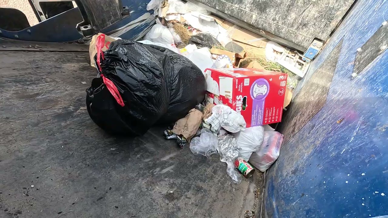 Heavy Trash Pickup &ndash; Garbage Truck Hopper POV | Side Loader Route