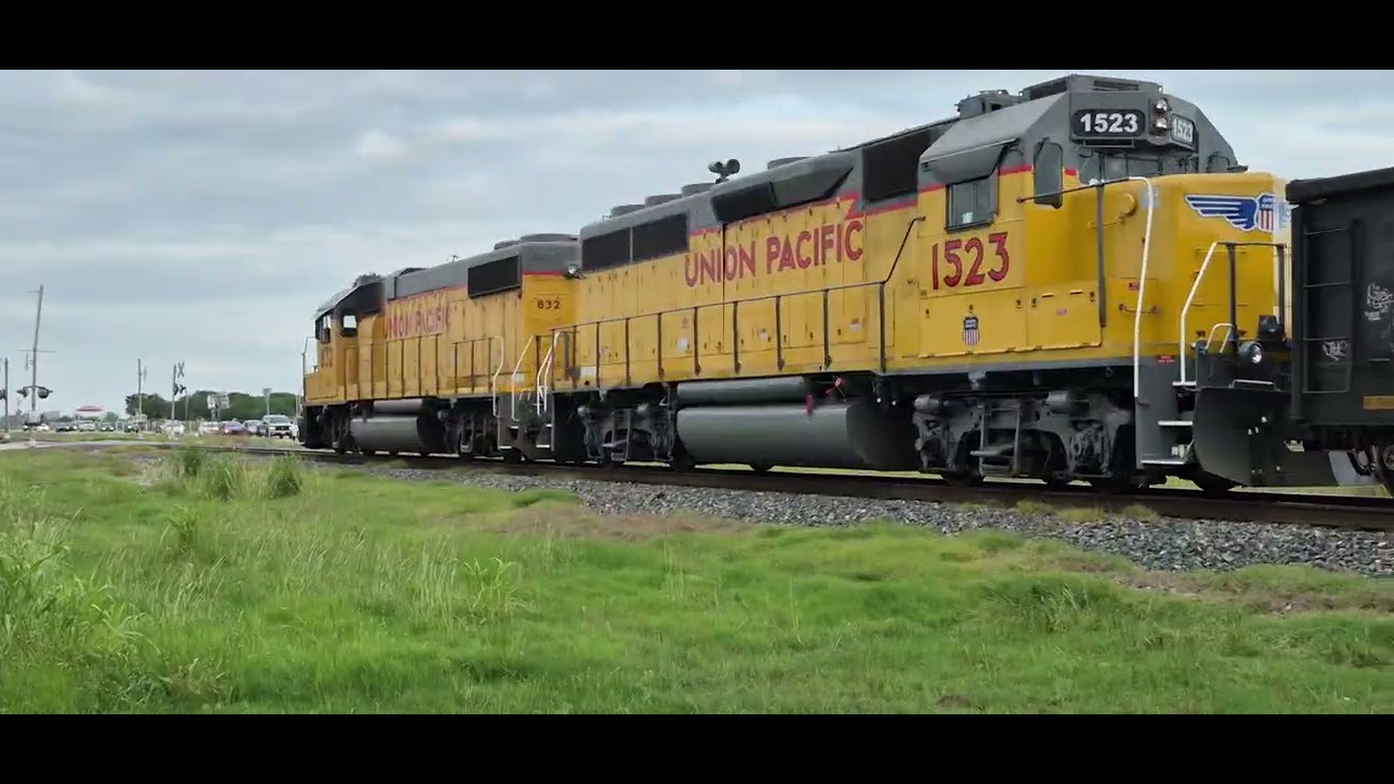 UP 832 leading the local