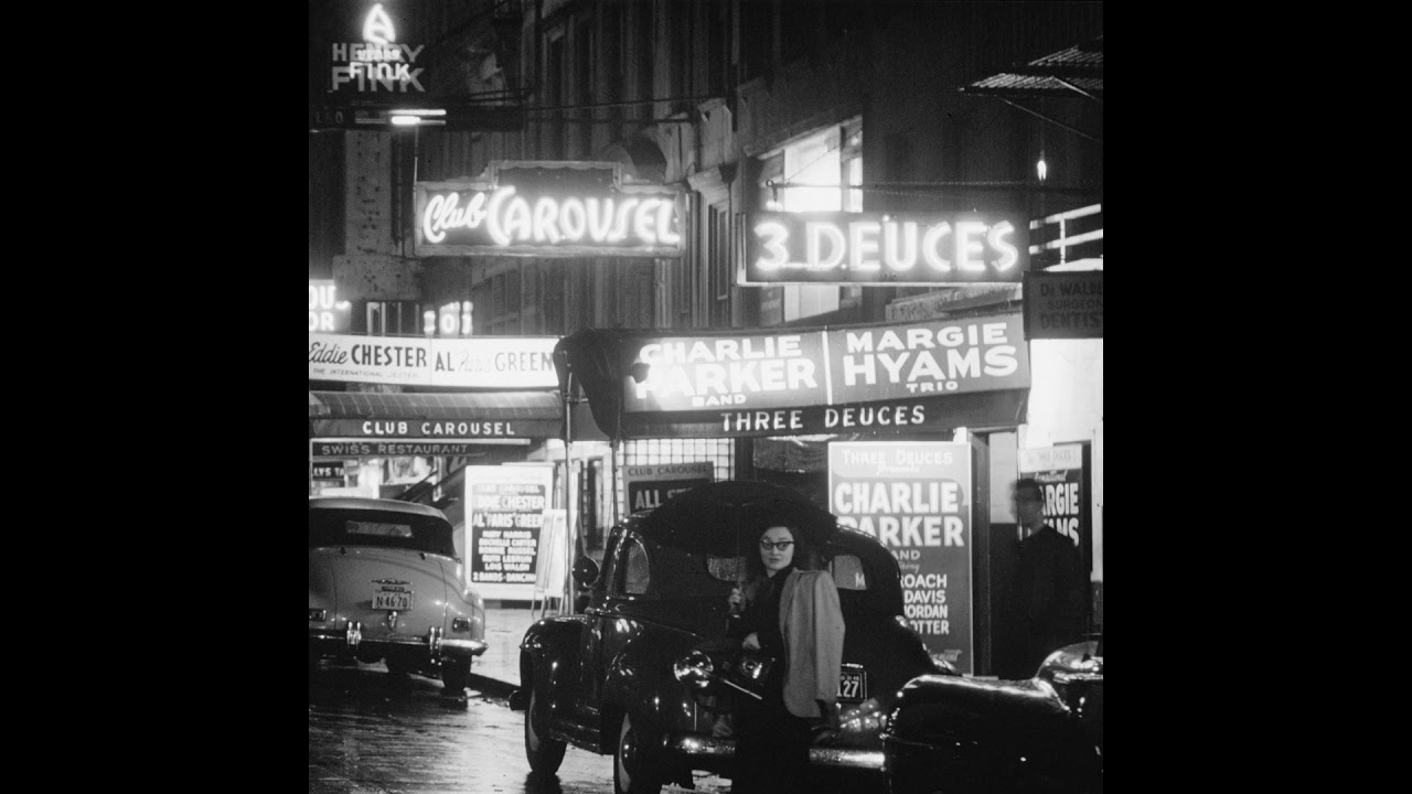 S01E01 - "Running Wild" (The New York Cabaret Laws)