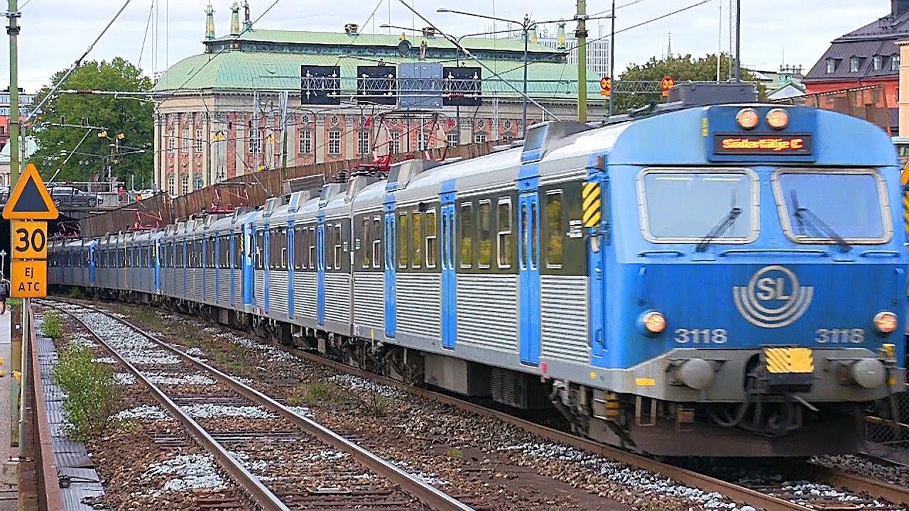 Pendeltåg SL X10 Stockholm