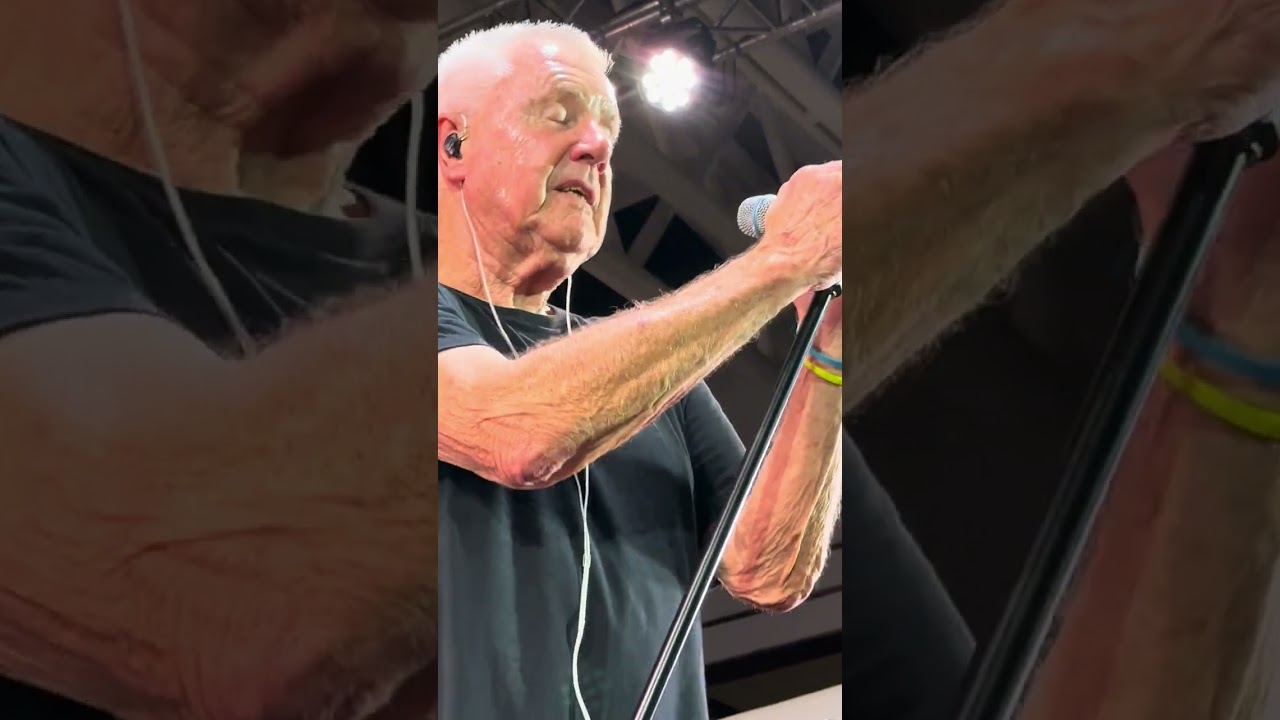 Daryl  Braithwaite live. As the Days Go By. Rock the Boat 2025