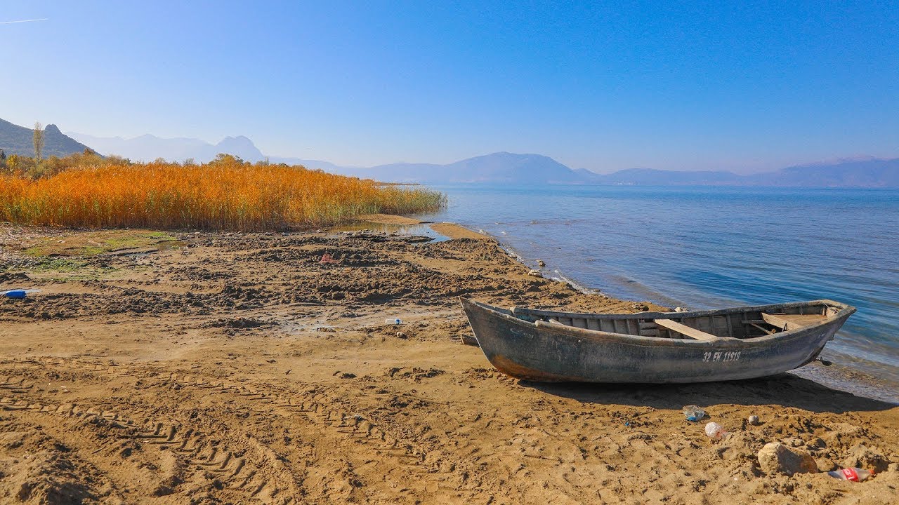 Eğirdir'in tabandan bağlı olduğu Beyşehir Gölü de kurudu