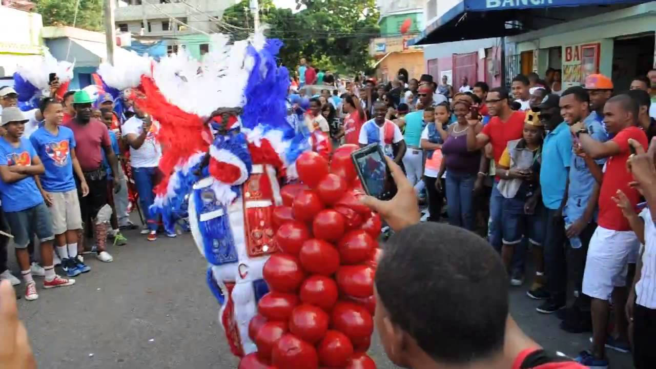 Revelacion Carnavalesca Salida AK