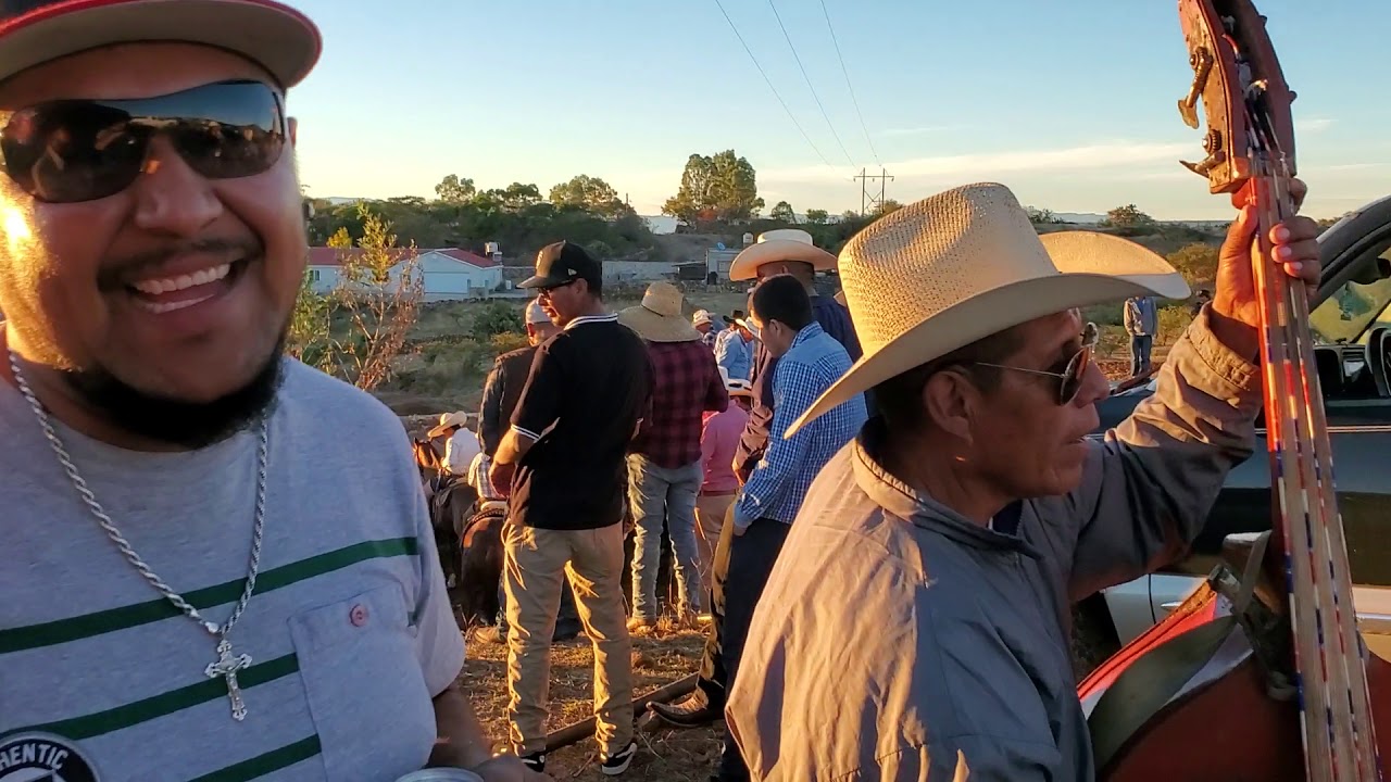 MÚSICA DE VIOLINES EN EL SALTO VALPARAISO ZACATECAS