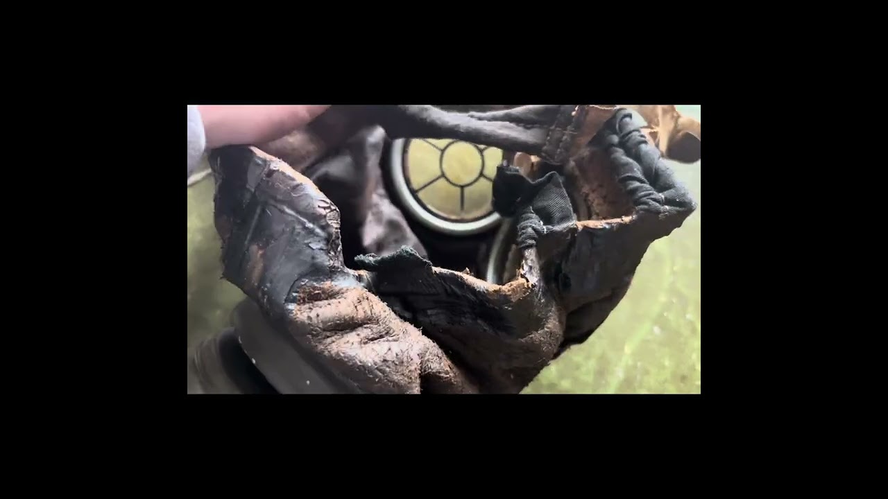 WW1 GERMAN GAS MASK AND A WW2 GERMAN CAMO GAS MASK CANISTER