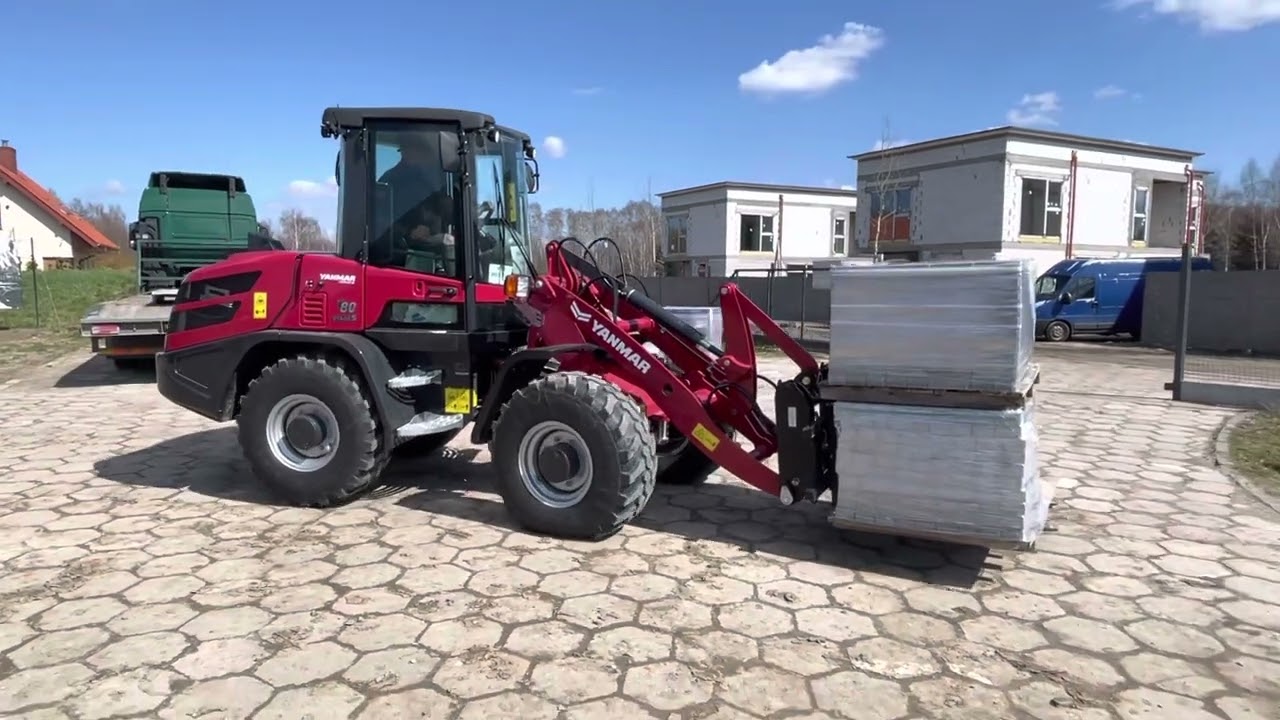 Realny udźwig ładowarek Yanmar - 2 palety na raz ??? V80 vs V100