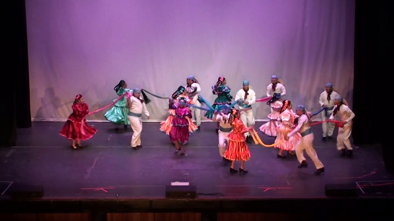 DUF 2017 Saturday Showcase-Resurreccion Mexican Folk de Rafael Valpuesta (Michiocan)