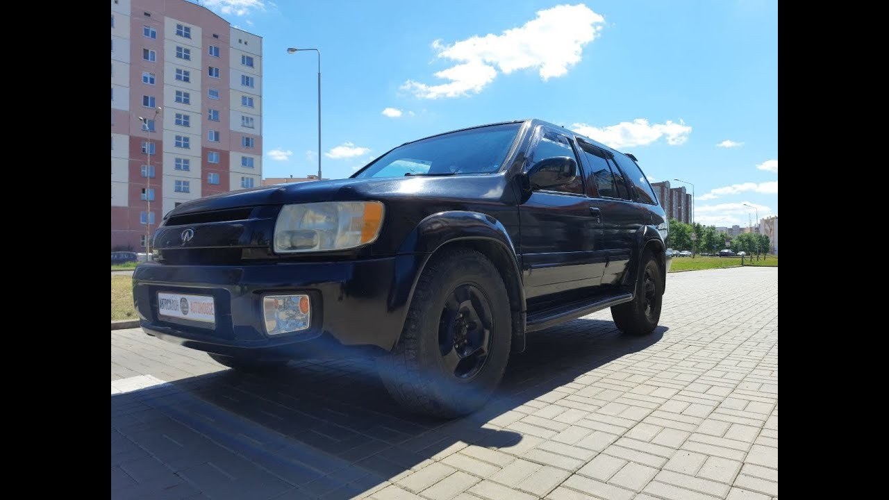 Закалён успехом   &rarr;  Infiniti QX4 в Автосалоне Auto-House в Полоцке
