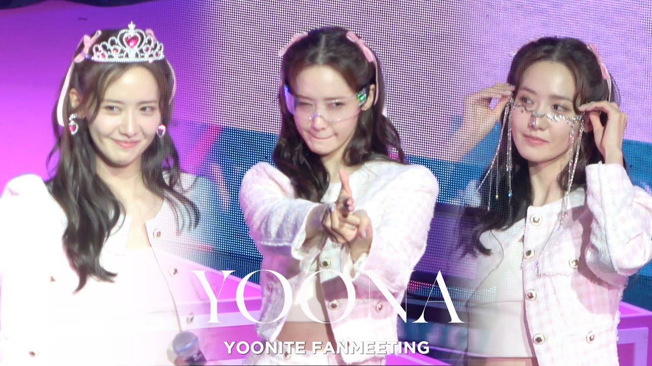 윤아 귀여운 아이템 쓰기 챌린지 Yoona Cute Items Challenge l Yoonite Fanmeeting In Seoul Day 1 (240106)