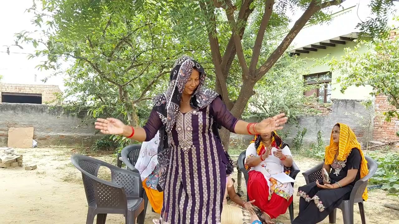 🙏🔥भगती पे ले लियो लोन कूण भरेगो रे सांवरिया😂🌹धुआ उठा दिया भजन और डांस #gujari #dance #shortvideo
