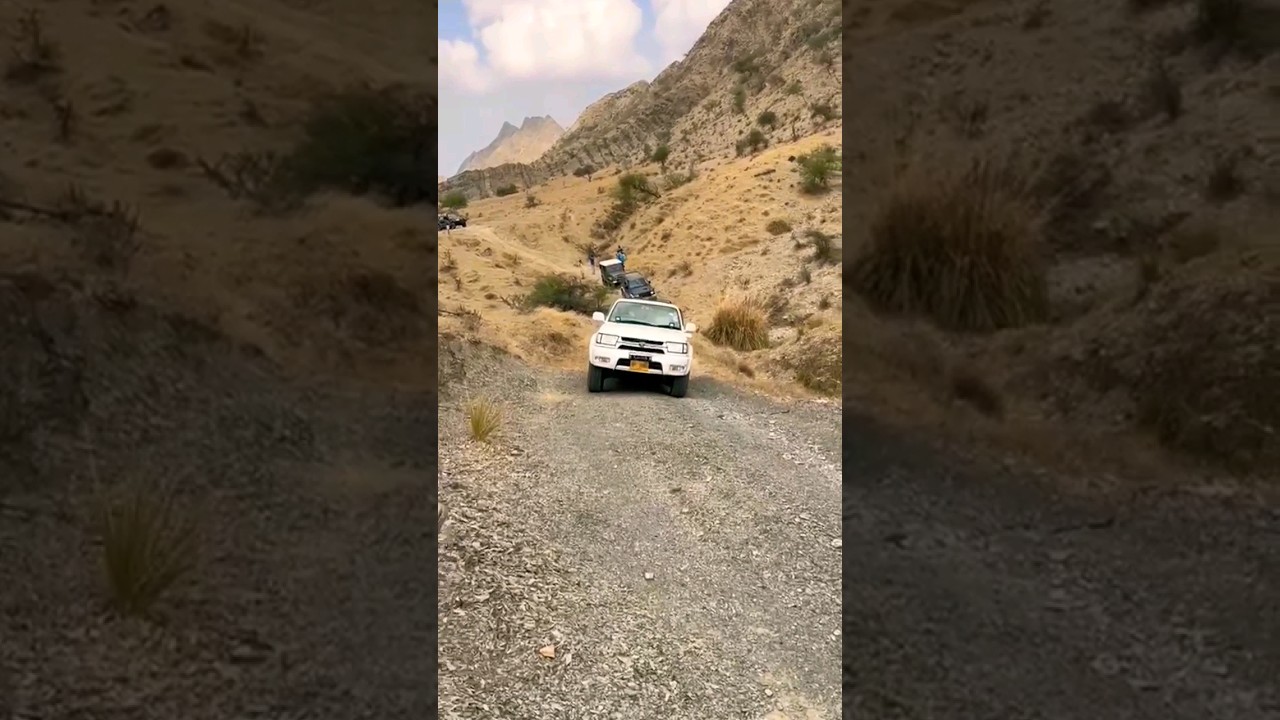 Toyota Surf at extreme offroad track offroad lovers Toyota lovers