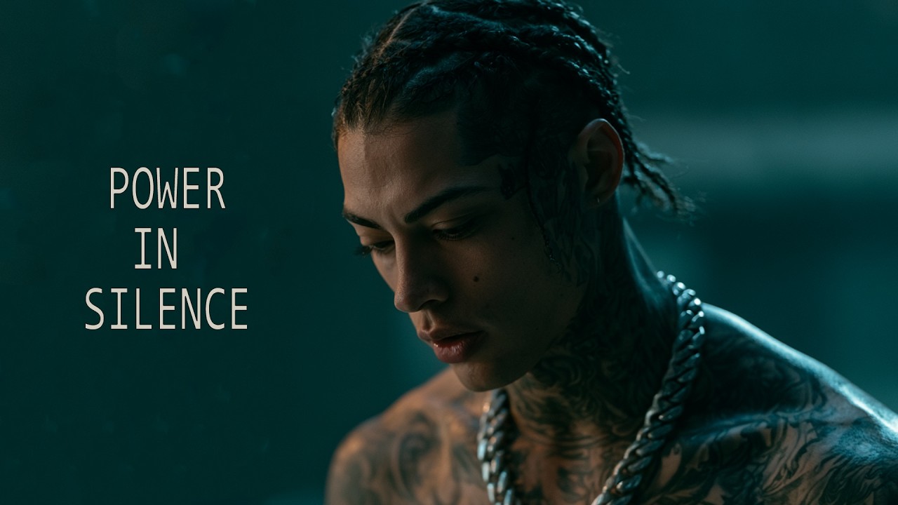 Slow Bass, Thick Smoke, Deep Night | R&B for Gentlemen | After Dark Mood