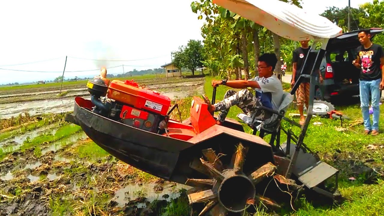 TRAKTOR BISA TERBANG || INI DIA VIDEO LENGKAP CARA MENGOPRASIKAN TRAKTOR PERAHU