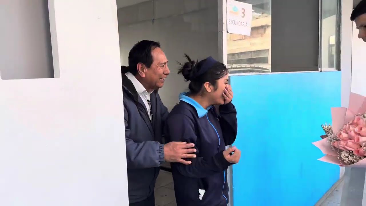 Sorpresa para fernanda en su colegio University - Santa Anita