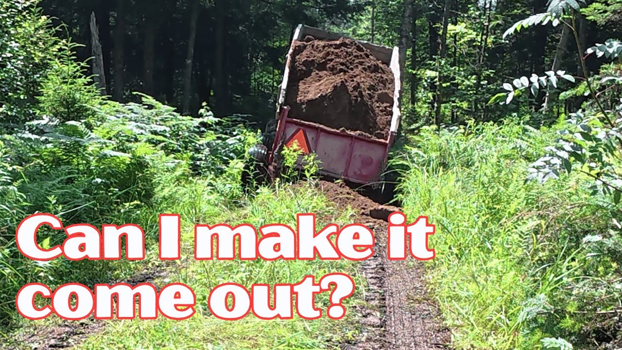 Installing a plastic liner in a dump trailer