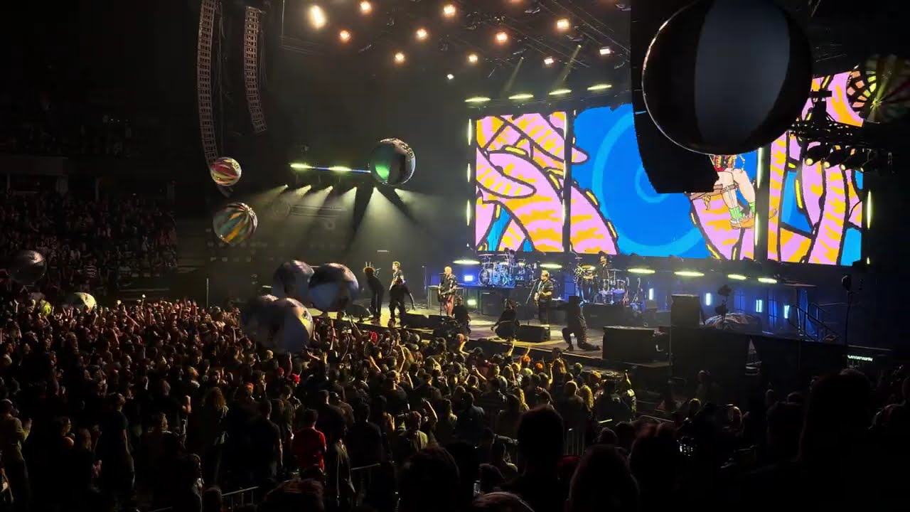 The Offspring-Why Don’t You Get a Job? Live@ Calgary Saddledome. Feb 1, 2026.