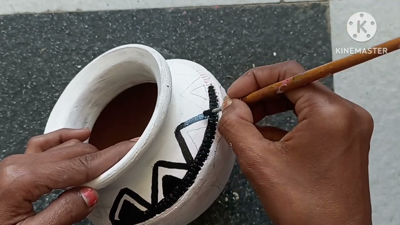 Easy Pot Painting Ideas / Pot Decoration Ideas /Black And White Pot Painting #diypotpainting