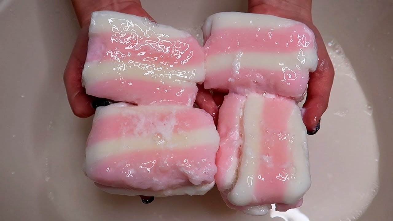 ASMR Pink-White Mushy Soap 💗 Sponge Squeezing 🤍 Soaked Soap