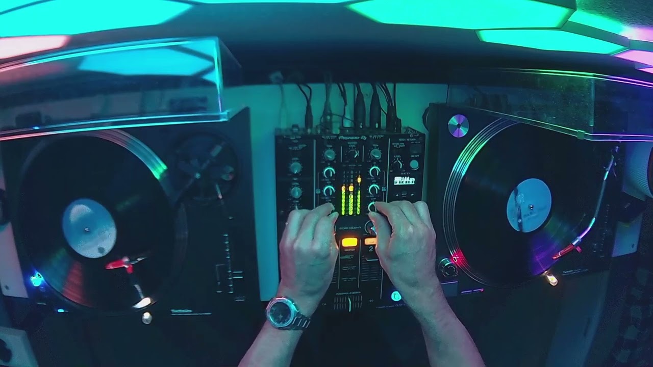DjYilmars: Trance Classic Vinyl Mix by DJ PAD-X [2023-08-31]