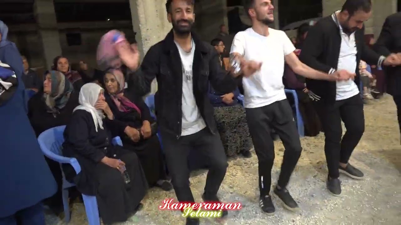SARIKAYALI DURAN VE ARDILLI MUTLU FARKIYLA KÖSECELİ VAKIF ORHANIN OĞLUNUN MUHTEŞEM DÜĞÜNÜ 4