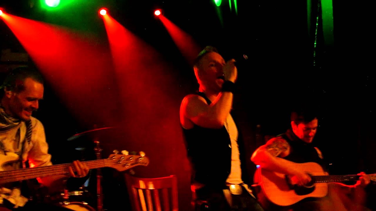 Poets of the Fall - Roses (acoustic live)
