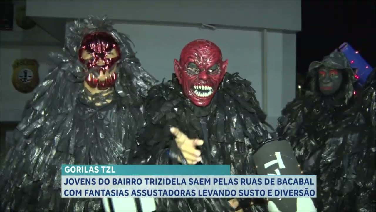 JOVENS DO BAIRRO TRIZIDELA SAEM PELAS RUAS DE BACABAL COM FANTASIAS ASSUSTADORAS LEVANDO SUSTO E DIV
