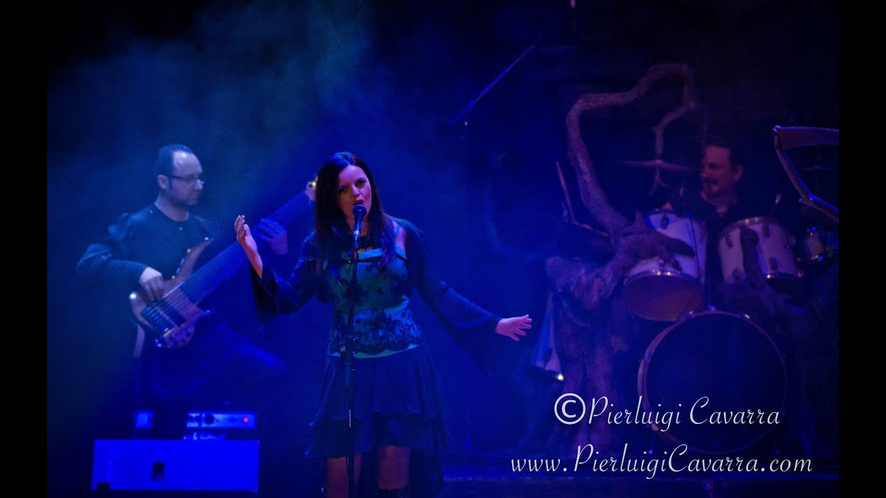 Fiaba & Valentina Blanca - Un incantesimo dischiuso tra... - ( cover )  Live Spain 2014