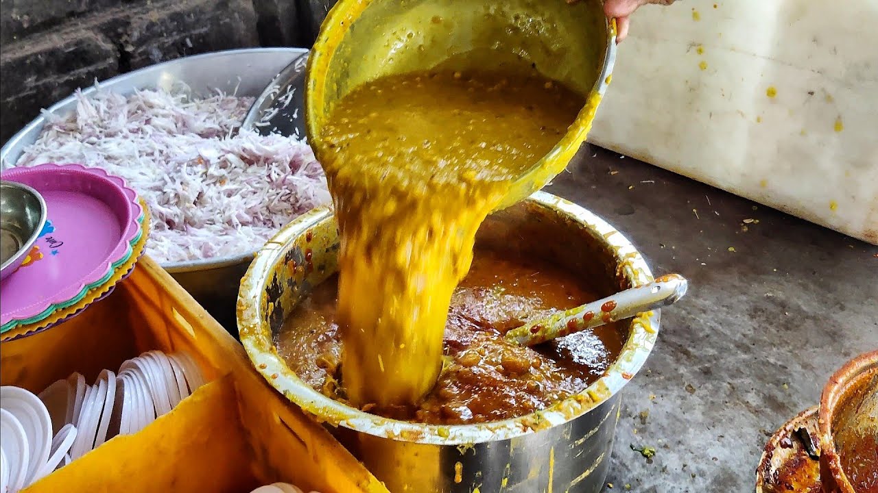 Huge Making of DALPURI | Famous Potato Lentil Curry of Bhavnagar | Indian Street Food