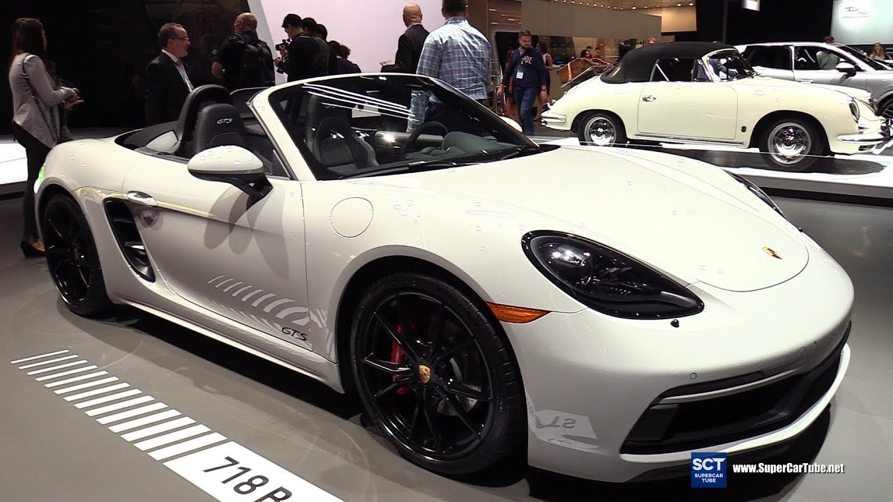 2018 Porsche 718 Boxster GTS - Exterior and Interior Walkaround - 2018 New York Auto Show