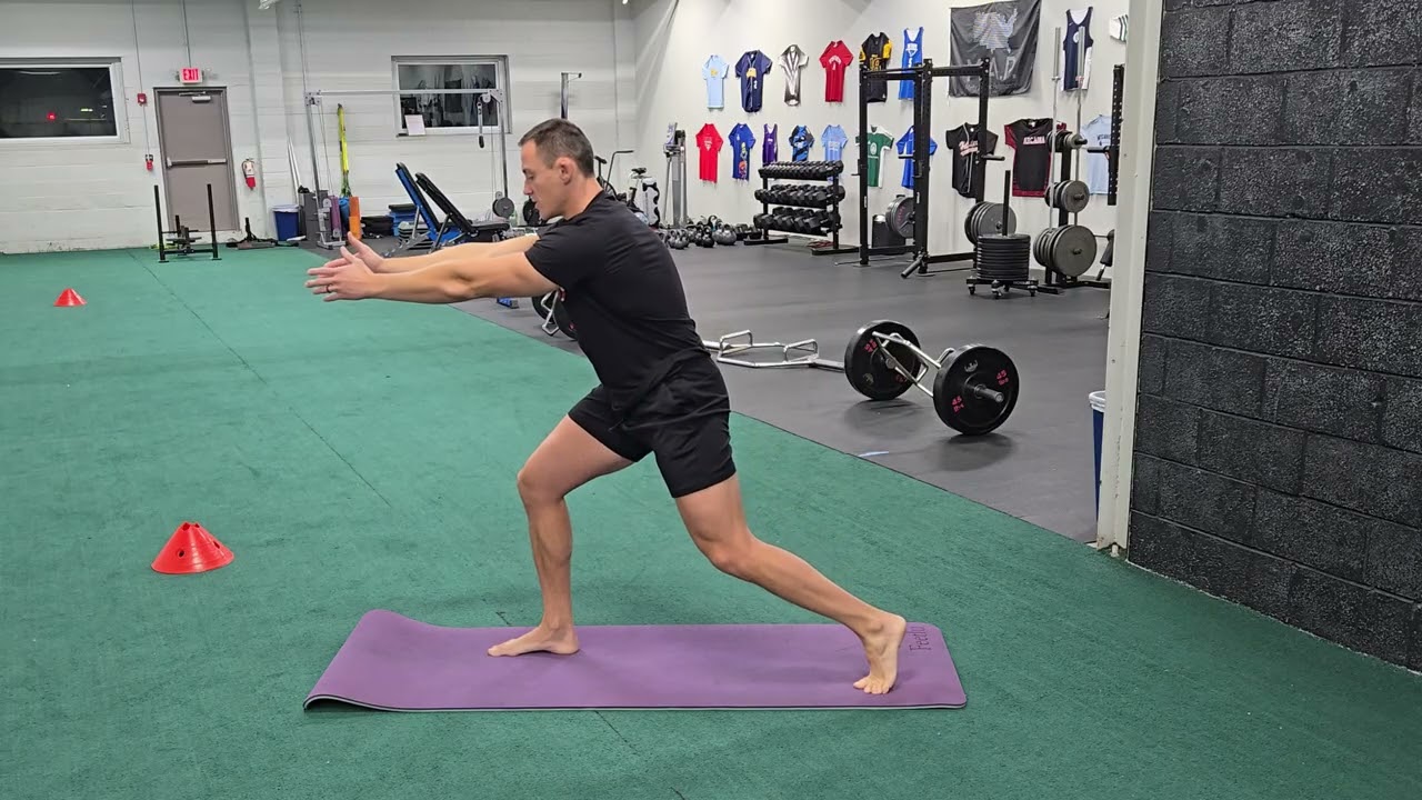Fencer Squat Step To
