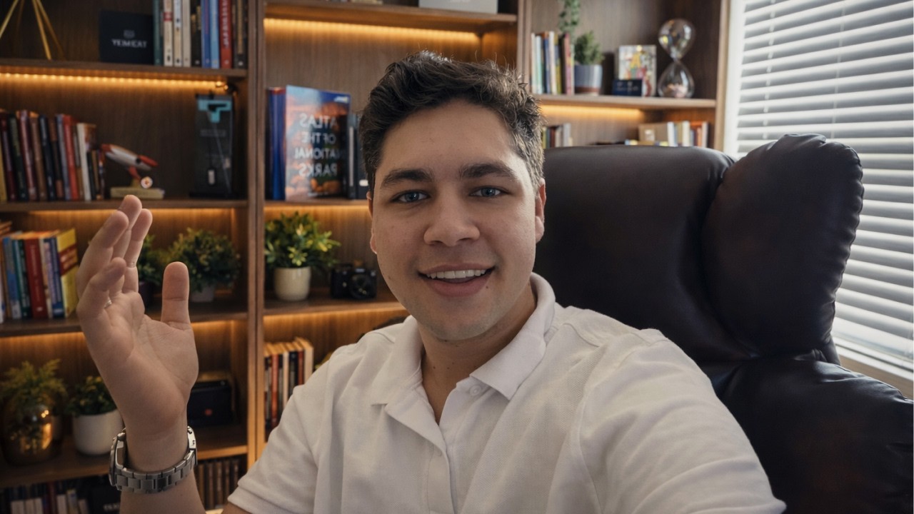 Você finalmente montou seu Home Office dos sonhos com 24 anos! | Lorenzo Franco