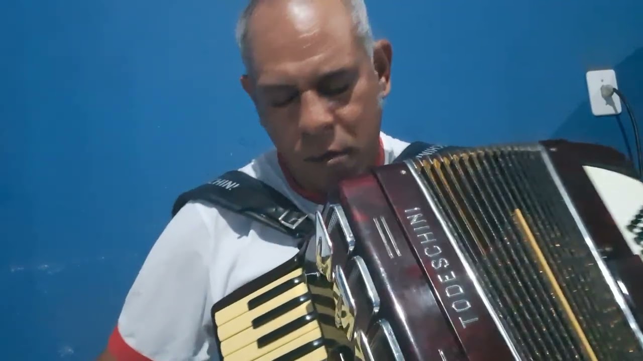 SOLO DA,MUSICA DE MORENO E MORENINHO JOÃO  BOIADEIRO