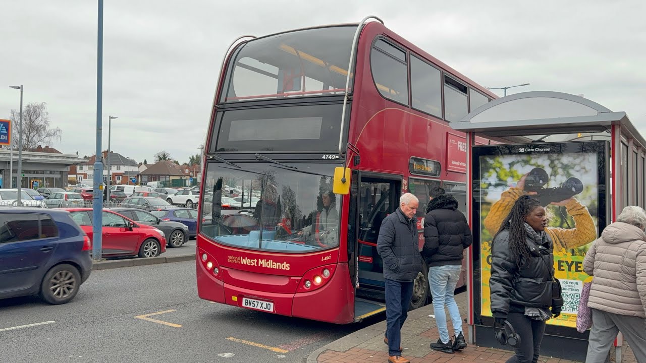 Limp But Epic Sounding NXWM 4749 BV57 XJO ADL Enviro 400 ZF