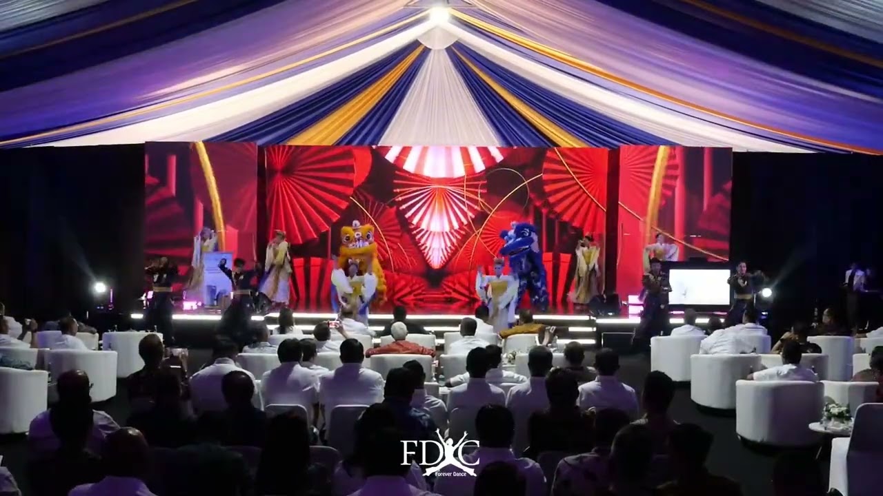Chinese Dance Traditional