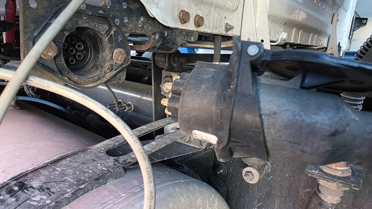 Plastic plug cause breakdown.