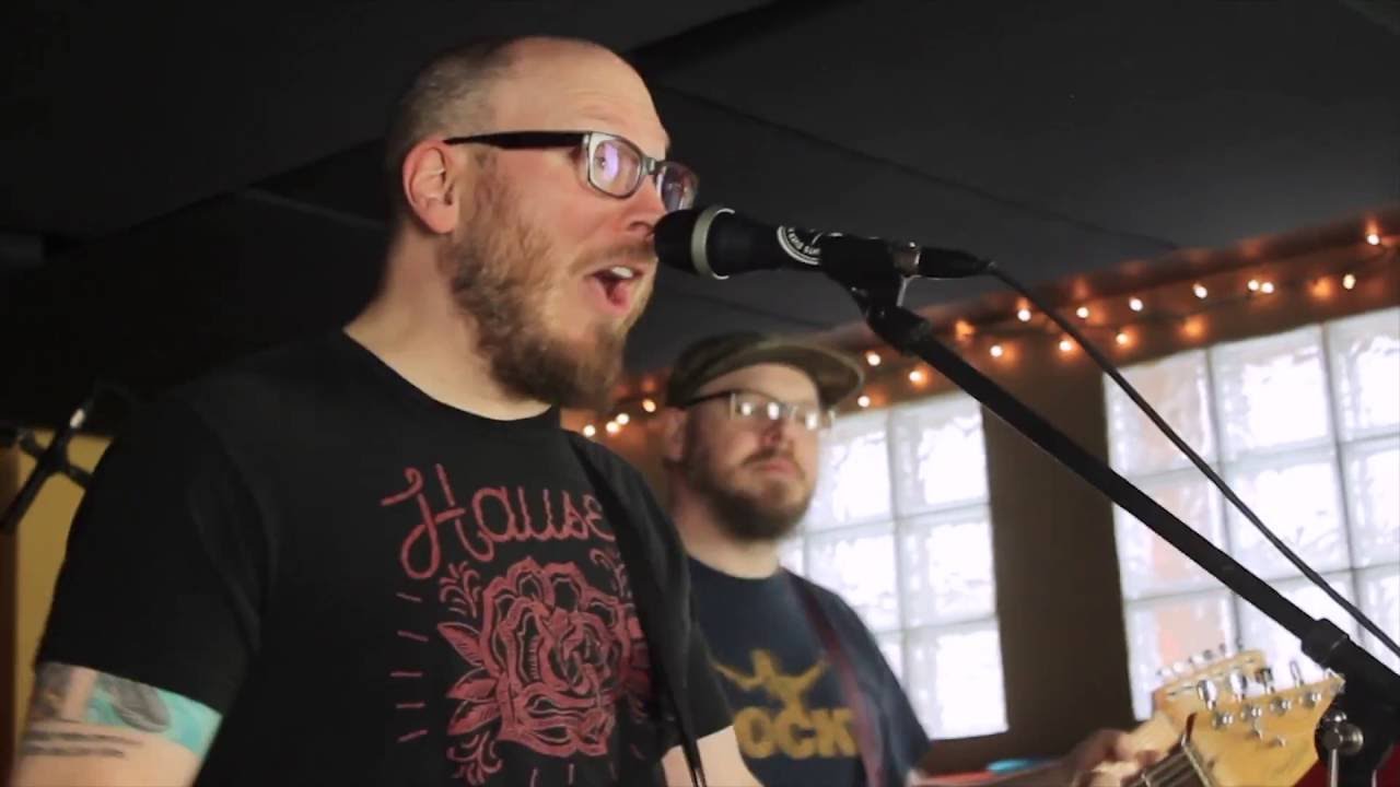 Smoking Popes  - "Gotta Know Right Now" Live! from The Rock Room