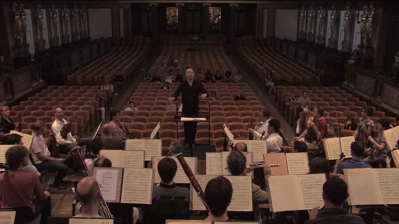 Tourn&eacute;e - R&eacute;cit vid&eacute;o d'une double aventure &agrave; Vienne avec Paavo J&auml;rvi