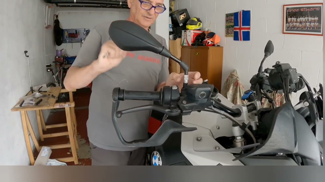 BMW 1200 GS,sostituisco leva freno e specchio.