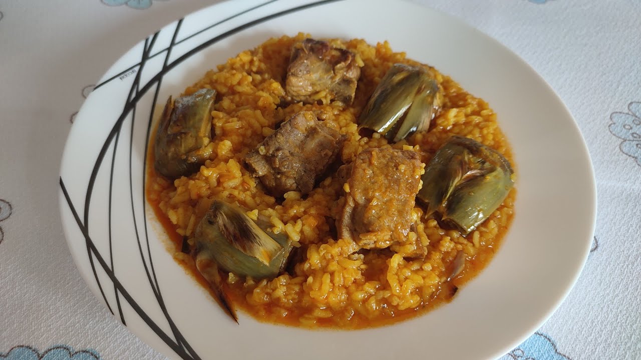 Arroz con Costillas y Alcachofas