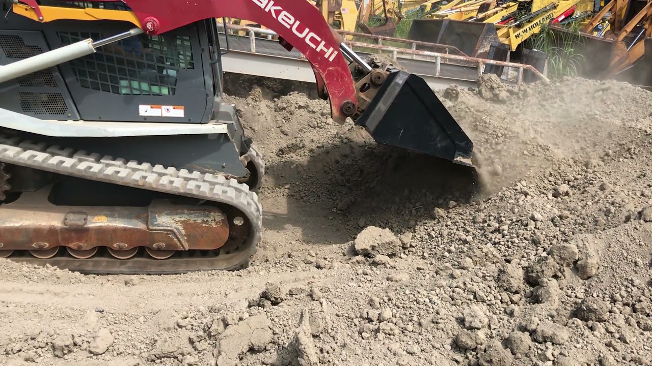 2017 TAKEUCHI TL12R2 For Sale