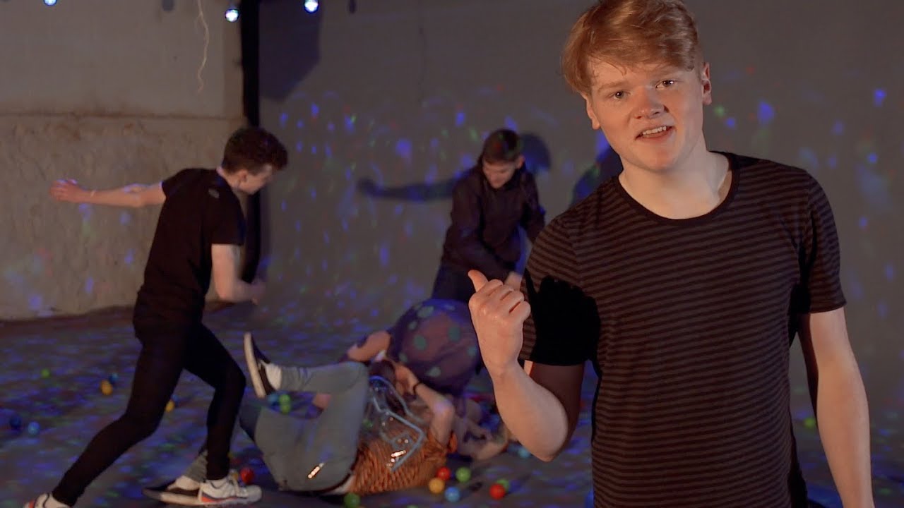 Gwilym – Cwîn (Fideo)
