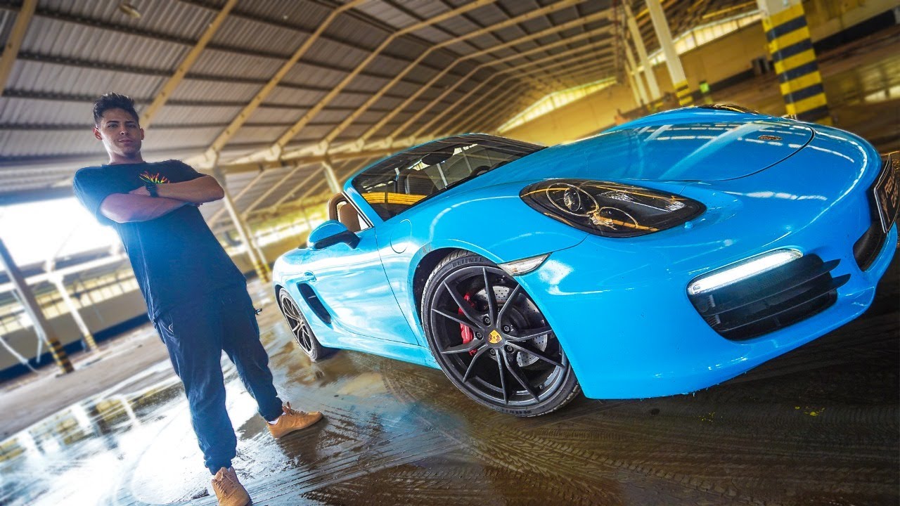 FUI NA FABRICA ASSOMBRADA COM A PORSCHE
