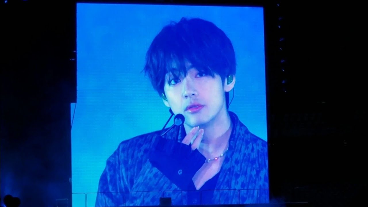 190607 Singularity Taehyung V @ BTS 방탄소년단 Speak Yourself Tour Stade de France Paris Live Concert