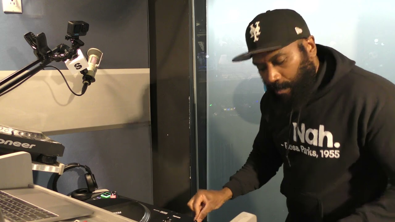 DJ Rob Swift cuttin' up Octopus Breaks on #ctrlaltdstroy (Sirius XM) Part 1