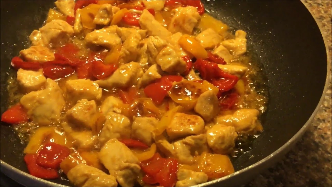 Bocconcini di petti di pollo con peperoni (pronti in 20 minuti)