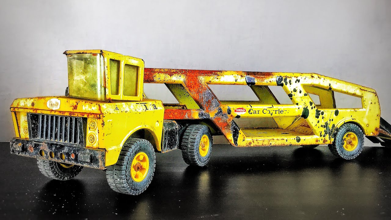 Реставрация Tonka Mighty Car Carrier Truck 1970-х - очень ржавая