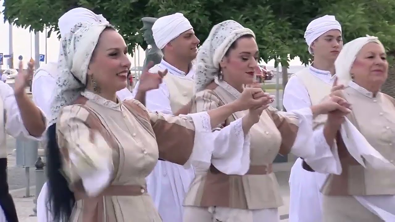 Κρυμμένοι Θησαυροί | Ο οικισμός 