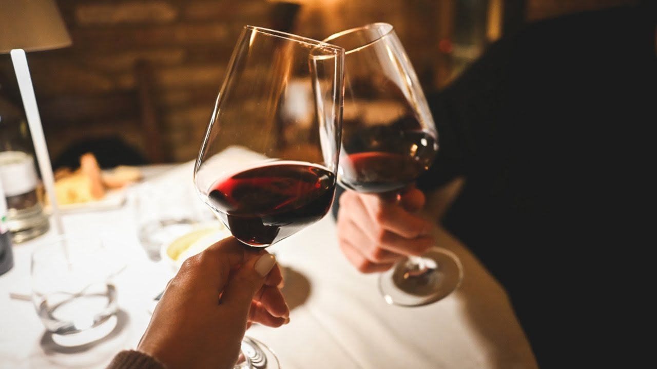 Sneezing on the First Date (Scenario) [M]