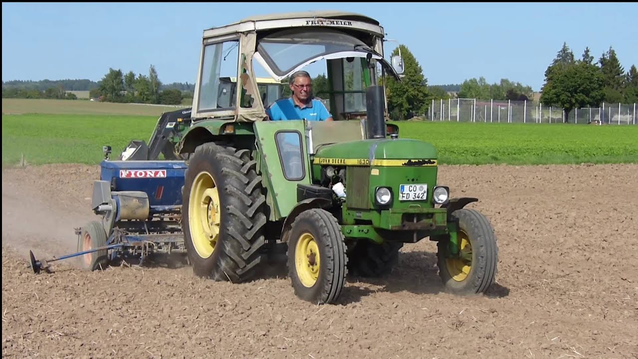 Säen und Walzen mit John Deere 1630 & 2140