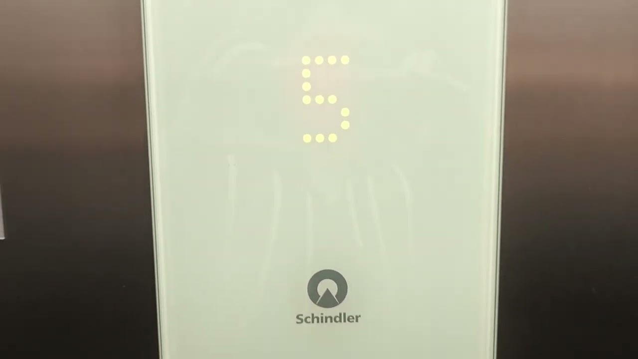 Winda Schindler 3300 Świętojańska 39 Gdynia